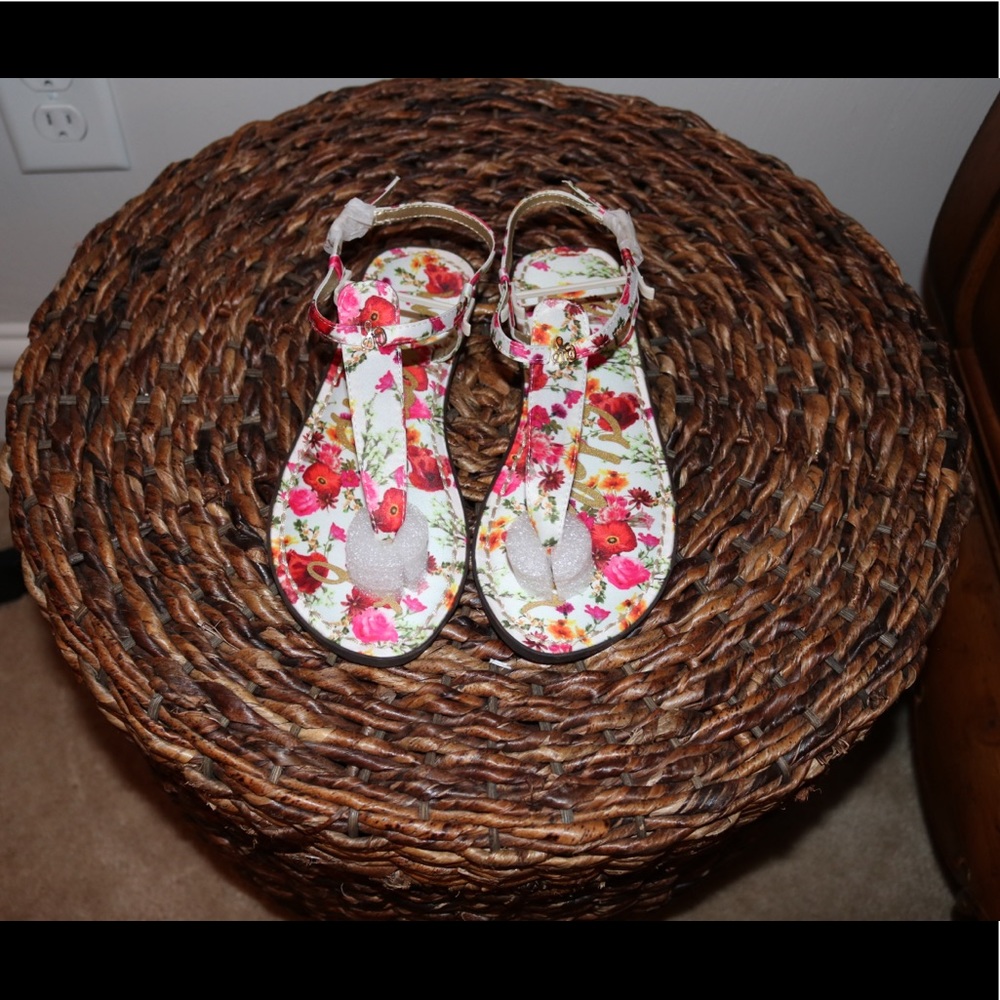 Sam Edelman Gigi Charm Youth Sandals
